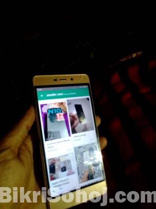 Redmi  4.ram3 rom 32